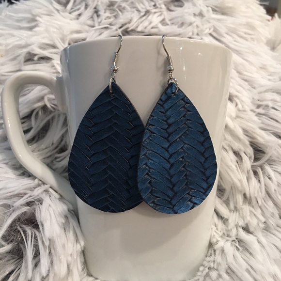 3/$20 Blue metallic faux leather earrings - Picture 2 of 3